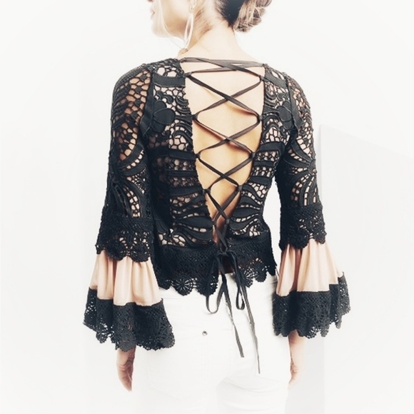 VENUS Tops - Venus Corset back lace top black bell sleeves statement women's size 10